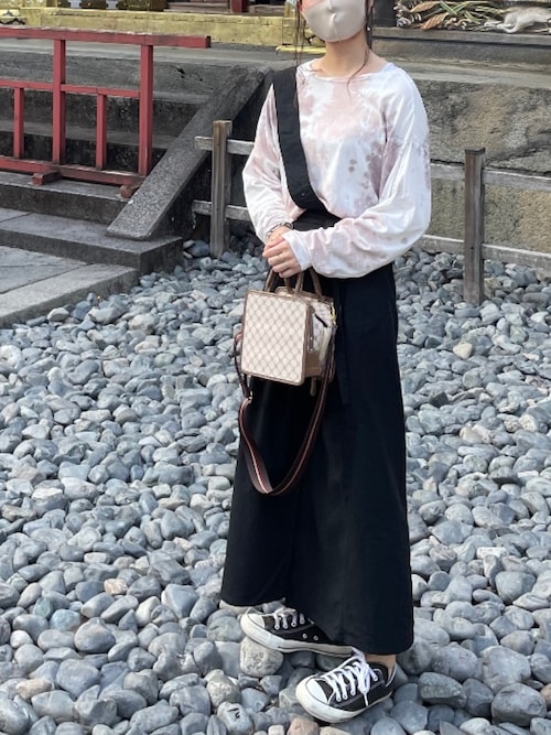 Mila Owen（ミラオーウェン）の「ユーティリティフードポンチョ