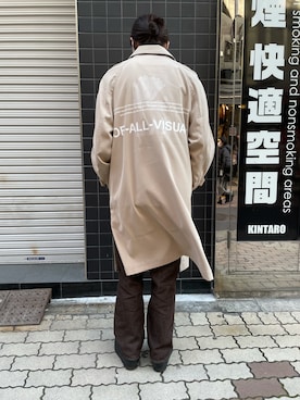 「A4A（エーフォーエー）のアイテム（ステンカラーコート）」を使った、みうらさん（メンズ・177cm）の冬コーディネート