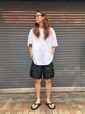 「OOFOS（ウーフォス）のアイテム」を使った、みうらさん（メンズ・177cm）の夏コーディネート