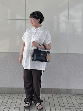 「アイテム（シャツ/ブラウス）」を使った、はなさん（レディース・160cm）の秋コーディネート