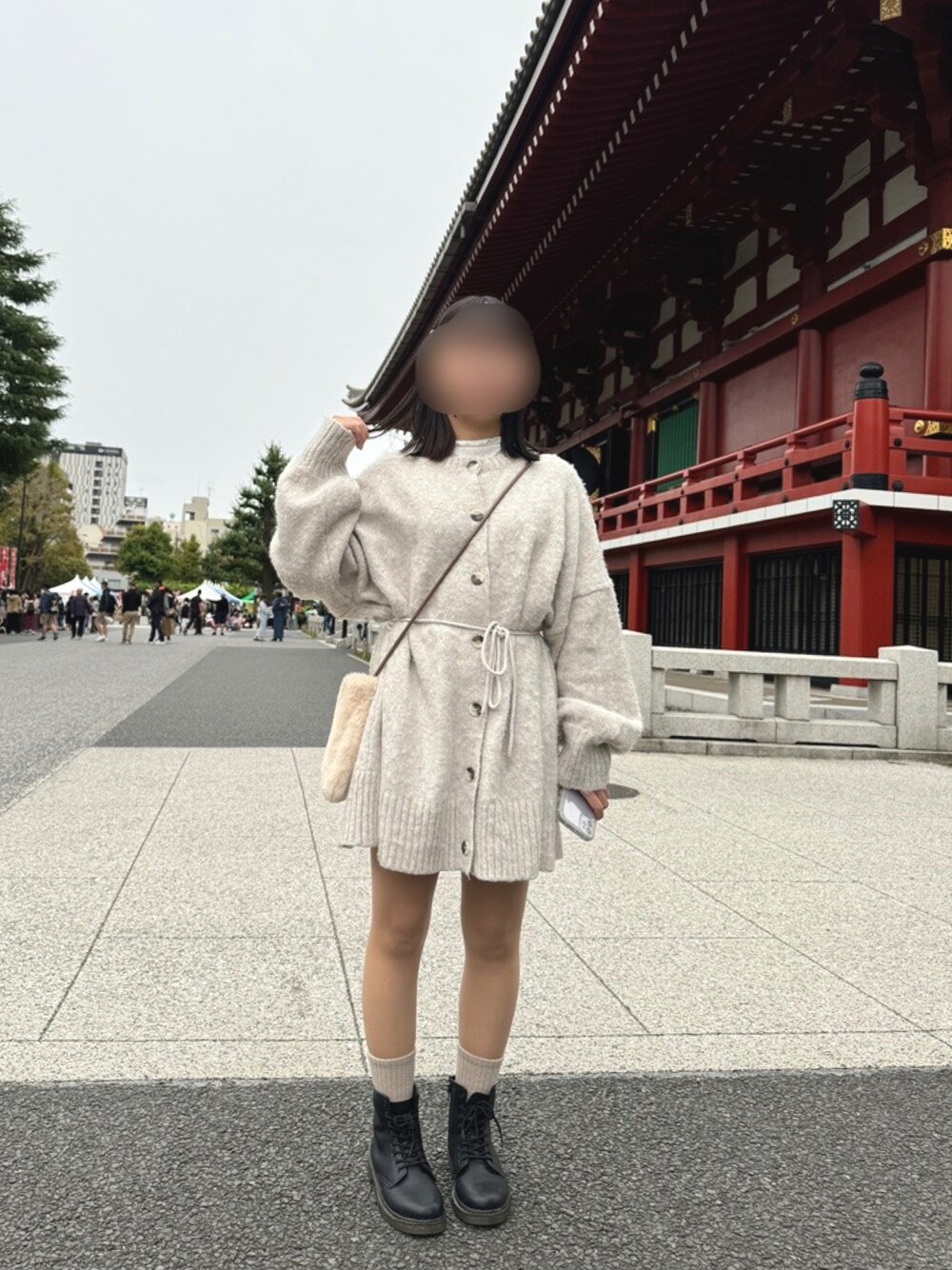 「UNIQLOのアイテム（バッグ、ホワイト系）」を使った、RAIさん（レディース・150cm）の秋コーディネートの1枚目の写真