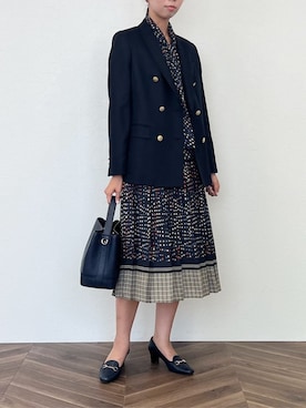 「柄×柄」｜「アイテム（ジャケット/アウター）」を使った、NEWYORKER_WOMENSさん（レディース・165cm）の秋コーディネート