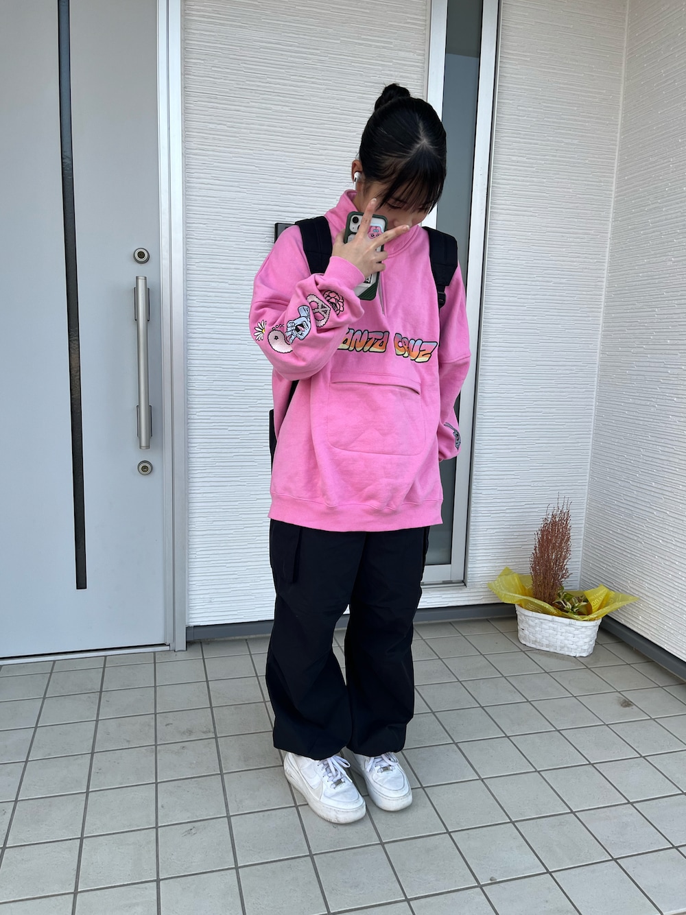 NIKEのアイテムを使った「パラシュートパンツ」の人気ファッション