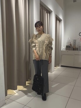 「SENSE OF PLACE by URBAN RESEARCH（センスオブプレイスバイアーバンリサーチ）のセンタープレスセミフレアパンツ（スラックス）」を使った、中西萌香さん（レディース・148cm）の秋コーディネート