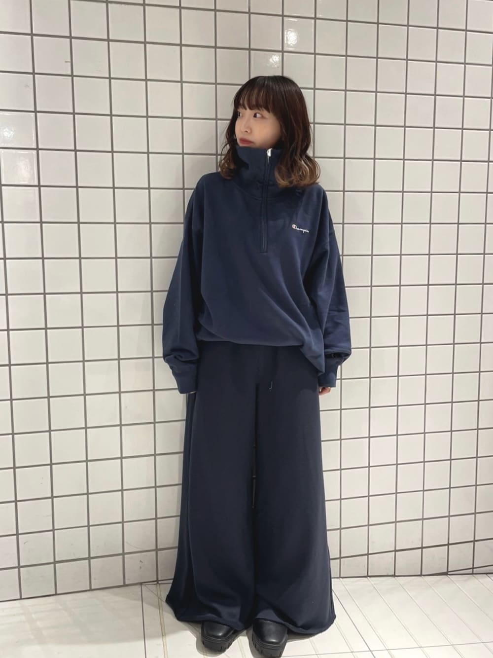 別注』Champion×SENSE OF PLACE ルーズジップトップを使った人気