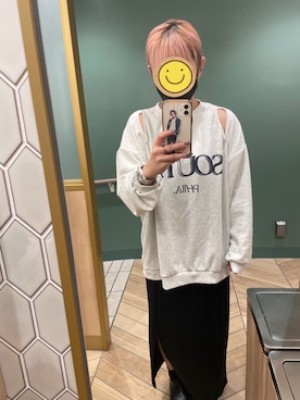 「スリット」｜「アイテム（スウェット）」を使った、sakiさん（レディース・154cm）の秋コーディネート