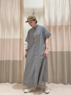 「Samansa Mos2（サマンサ モスモス）のロングシャツワンピース（シャツワンピース、グレー系）」を使った、nagiさん（レディース・158cm）の夏コーディネート