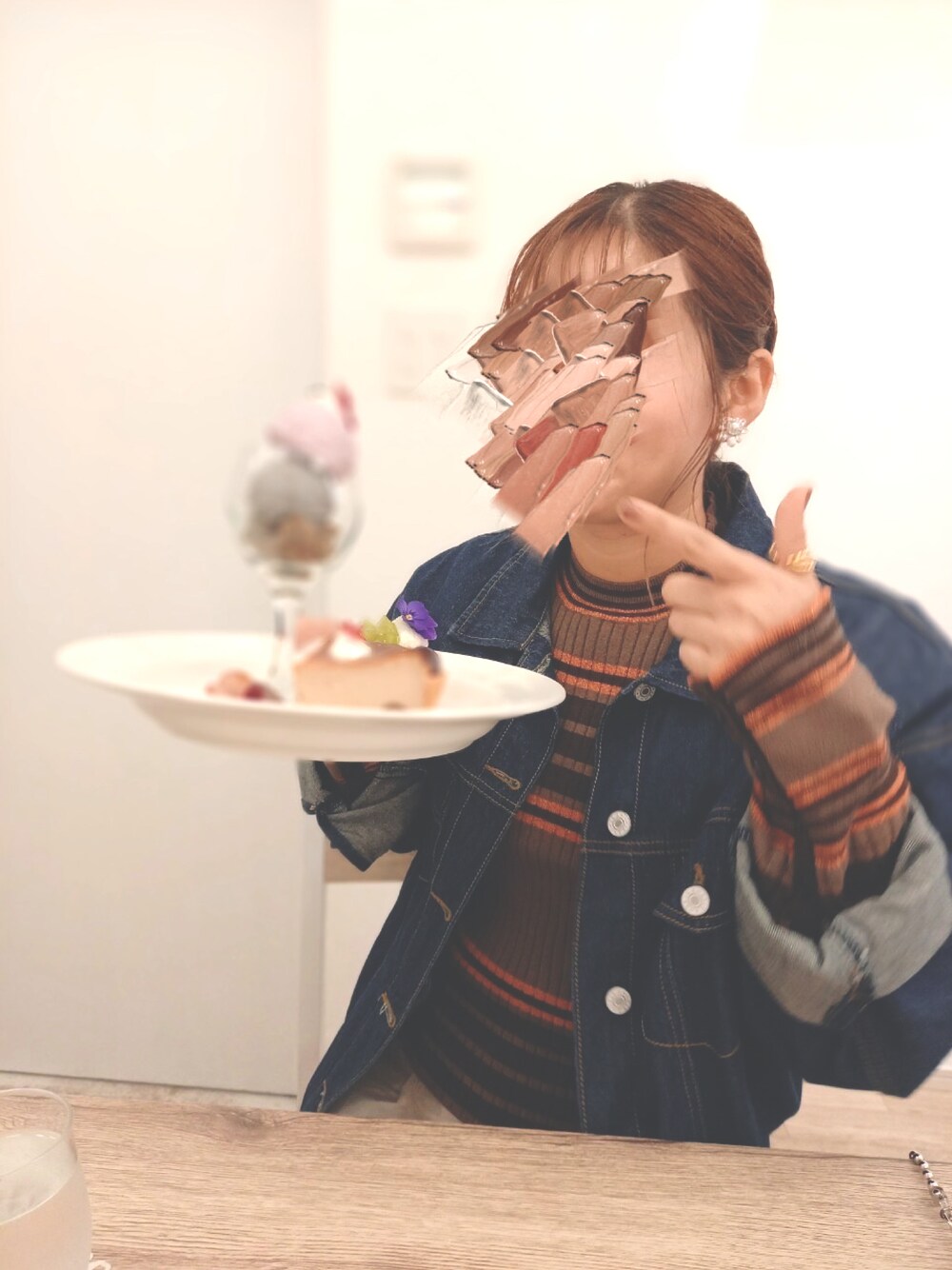 「classicalelfのゆるビッグシルエットのコットン&デニムジャケット（デニムジャケット、ブルー系）」を使った、じゅんよしさん（レディース・156cm）の秋コーディネートの1枚目の写真