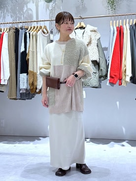 「LEPSIM（レプシィム）のストレッチサテンスカート　497324（スカート）」を使った、おかえりさん（レディース・153cm）の秋コーディネート