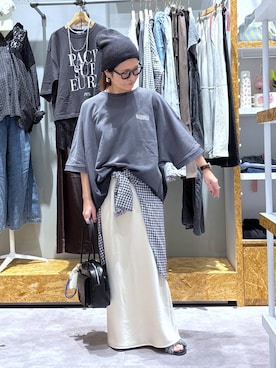 「LEPSIM（レプシィム）のアイテム（Tシャツ/カットソー）」を使った、おかえりさん（レディース・153cm）の秋コーディネート
