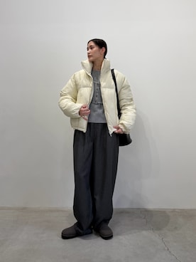 「アイテム（スリッポン）」を使った、asamiさん（レディース・163cm）の秋コーディネート