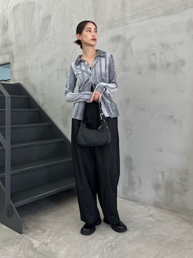 「アイテム（スリッポン）」を使った、asamiii425さん（レディース・163cm）の秋コーディネート