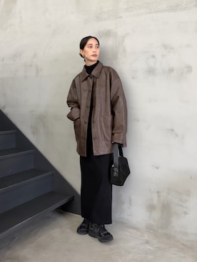 「アイテム（ステンカラーコート）」を使った、asamiさん（レディース・163cm）の秋コーディネート
