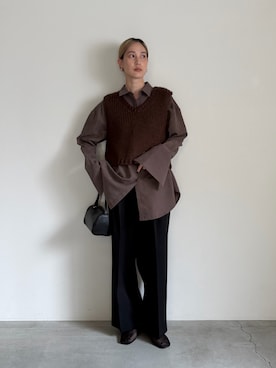 「select MOCA（セレクトモカ）のロービングVネックベスト（ベスト、ホワイト系）」を使った、asamiさん（レディース・163cm）の夏コーディネート