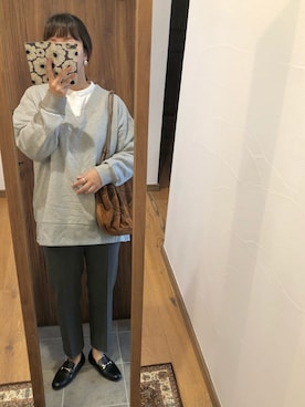 「スエット」｜「アイテム（ローファー）」を使った、ふにゅさん（レディース・168cm）の秋コーディネート