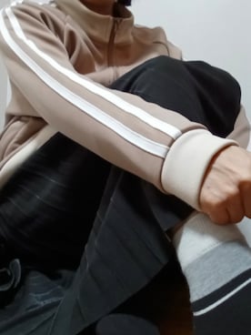 「アイテム（ジャージ）」を使った、yesiesさん（レディース・157cm）の冬コーディネート