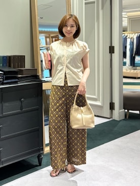 「VIOLAd'ORO（ヴィオラドーロ）のアイテム」を使った、Matsui_TOMORROWLANDさん（レディース・156cm）の夏コーディネート