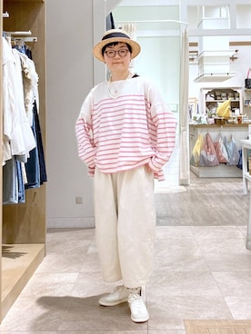 「LAKOLE（ラコレ）のステンレスバイカラーイヤリング / 318571（イヤリング、その他）」を使った、ぽんかよさん（レディース・157cm）の春コーディネート