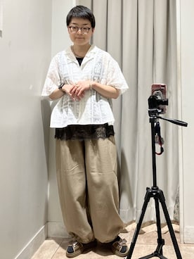 「studio CLIP（スタディオクリップ）のレース開襟シャツ（シャツ/ブラウス、ホワイト系）」を使った、ぽんかよさん（レディース・157cm）の夏コーディネート