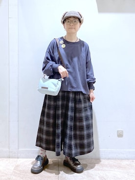 「アイテム（ネックレス、ブルー系）」を使った、ぽんかよさん（レディース・157cm）の秋コーディネート