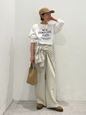 「JOURNAL STANDARD relume（ジャーナルスタンダード　レリューム）のアセテートスラブストレッチベイカーパンツ（その他パンツ、ベージュ系）」を使った、MATSUさん（レディース・154cm）の春コーディネート
