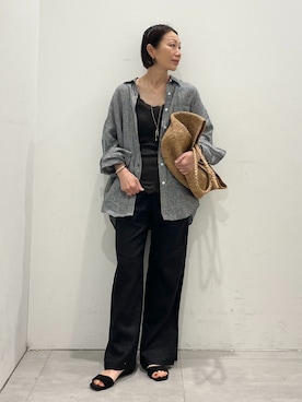 「JOURNAL STANDARD relume（ジャーナルスタンダード　レリューム）の《一部WEB限定追加 / 新色 / 新サイズ》麻スリットイージーパンツ（その他パンツ、ブラック系）」を使った、MATSUさん（レディース・154cm）の春コーディネート