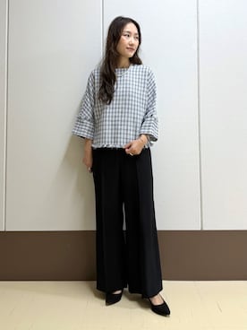 「INDIVI（インディヴィ）の【華やか／1枚でサマになる】上品ツイードブラウス（シャツ/ブラウス、ブルー系）」を使った、mamiさん（レディース・151cm）の秋コーディネート