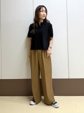 「INDIVI（インディヴィ）の【洗える／コットン】ドライタッチさらりポロ襟ニットT（ニット/セーター、ブラック系）」を使った、mamiさん（レディース・151cm）の春コーディネート