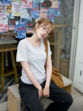 「FCMM（エフシーエムエム）のアイテム」を使った、羽鳥聖菜さん（レディース・162cm）の秋コーディネート