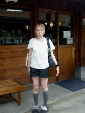 「leimn（レイムン）のリボンカットソー（Tシャツ/カットソー、ホワイト系）」を使った、羽鳥聖菜さん（レディース・162cm）の夏コーディネート