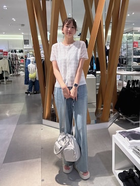 「アイテム（ショルダーバッグ、グレー系）」を使った、mikittygwさん（レディース・169cm）の夏コーディネート