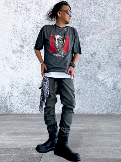 STO(スト)さんのコーディネート