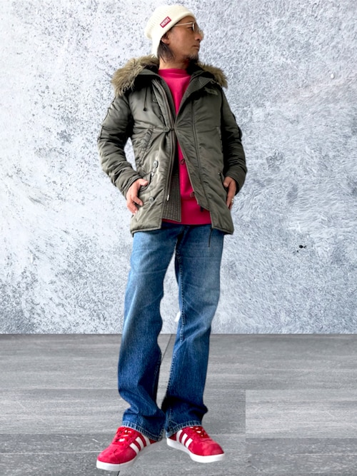 STO(スト)さんのコーディネート