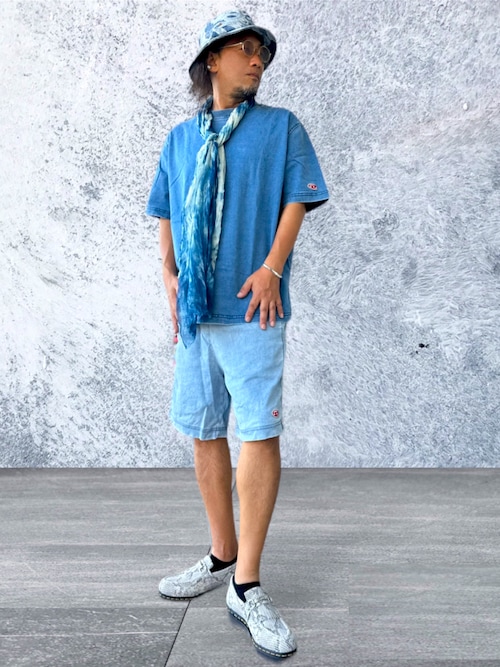 STO(スト)さんのコーディネート