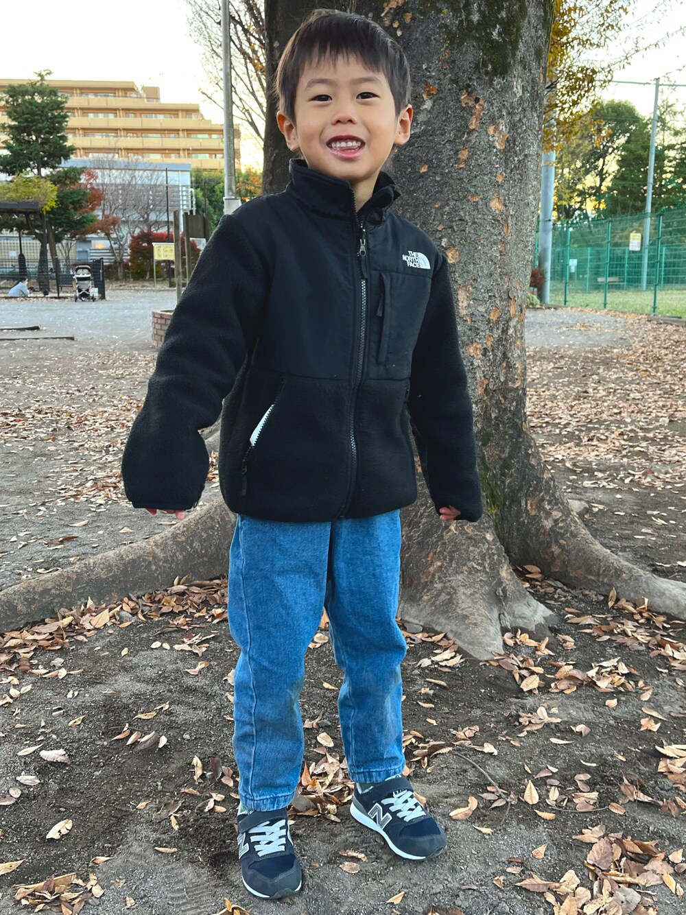 「男の子コーデ、ノースフェイス」｜「THE NORTH FACEのTHE NORTH FACE DENALI JACKET / ザ・ノース・フェイス デナリジャケット（その他アウター、ブラック系）」を使った、ko__kaさん（キッズ・110cm）の冬コーディネートの1枚目の写真