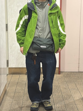 「NIKE ACG（ナイキエィシージー）のアイテム（ジャケット/アウター）」を使った、牛たたき¥280さん（メンズ・170cm）の春コーディネート