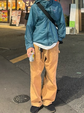「アイテム（チノパンツ）」を使った、牛たたき¥280さん（メンズ・170cm）の秋コーディネート
