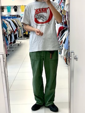 「TENBOX（テンボックス）のアイテム（スリッポン）」を使った、牛たたき¥280さん（メンズ・170cm）の春コーディネート