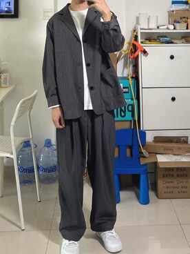 「通勤穿搭」｜「アイテム（スラックス）」を使った、赵闲梗さん（メンズ・162cm）の秋コーディネート