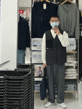「通勤穿搭」｜「アイテム（ダウンベスト）」を使った、赵闲梗さん（メンズ・162cm）の秋コーディネート