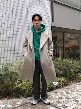 「アイテム（パーカー、グリーン系）」を使った、タマちゃんさん（メンズ・168cm）の冬コーディネート