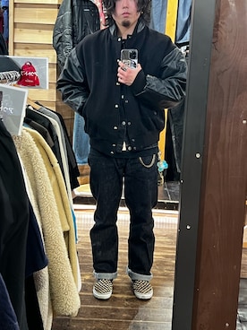 「アイテム（スリッポン）」を使った、きゃつみさん（メンズ・170cm）の冬コーディネート