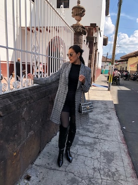 「アイテム（フォーマルスーツ/小物）」を使った、Faby Arroyoさん（レディース・170cm）の冬コーディネート