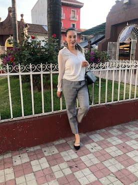 「ANN TAYLOR（アンテイラー）のアイテム」を使った、Faby Arroyoさん（レディース・170cm）の春コーディネート