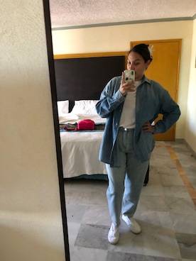 「アイテム（ヘアピン）」を使った、Faby Arroyoさん（レディース・170cm）の冬コーディネート