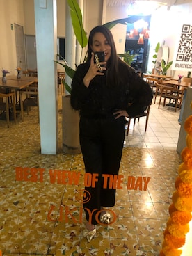 「アイテム（スマホケース/カバー）」を使った、Faby Arroyoさん（レディース・170cm）の秋コーディネート