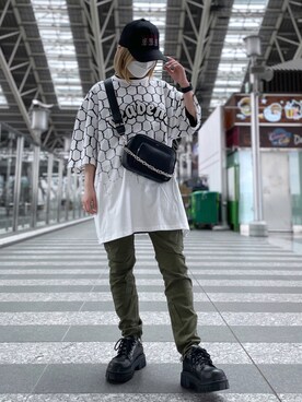 「DANKE SCHON（ダンケシェーン）のアイテム（スウェットパンツ）」を使った、EMII SHOJIさん（レディース・156cm）の夏コーディネート