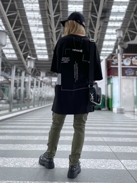 「DANKE SCHON（ダンケシェーン）のDankeSchon/ダンケシェーン/ZIP CARGO PANTS/ジップカーゴパンツ（その他パンツ、グリーン系）」を使った、EMII SHOJIさん（レディース・156cm）の夏コーディネート