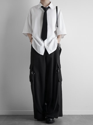 「SOCCE(ソーシー)のルーズシルエットボンテージカーゴスラックス(カーゴパンツ)」を使った、itsukiさん(メンズ・167cm)の春コーディネート