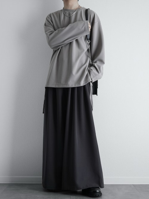 【試着のみ】SOCCEワイドドレープ袴スラックス&ルーズシルエットフェザーニット SOCCE（ソーシー）の「ワイドドレープ袴スラックス（スラックス）」 - WEAR